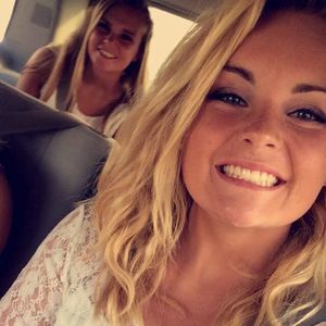 Meet your Posher, Hayley